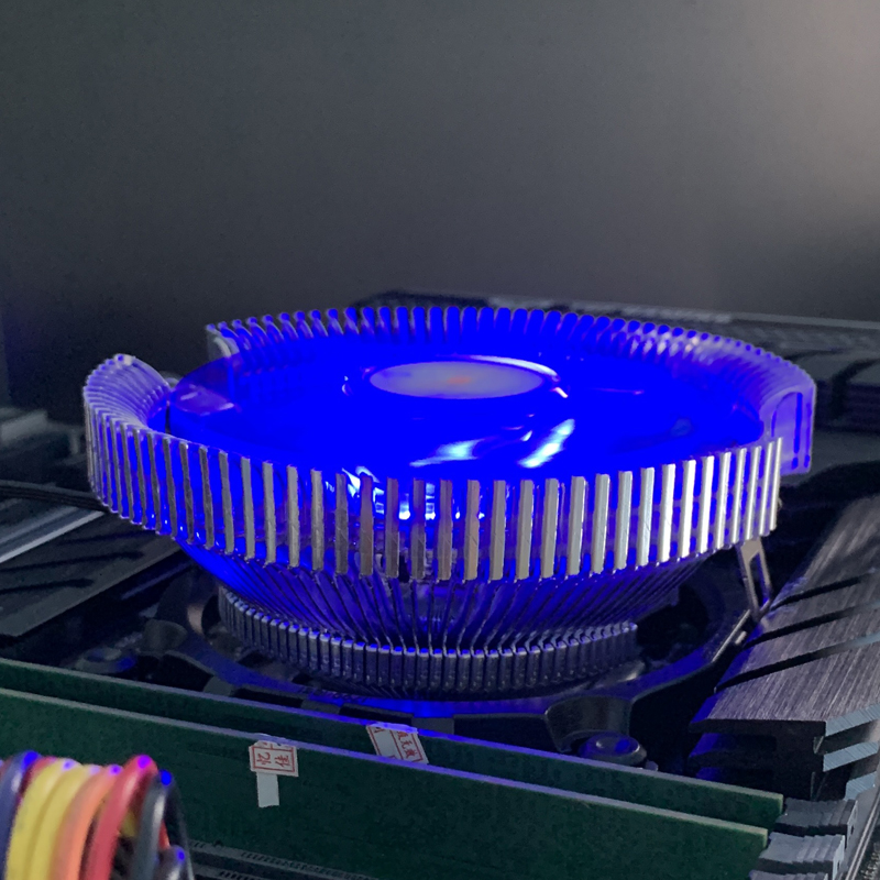 Ventola di raffreddamento LED  - Cpu Heatsink recensione e prezzo